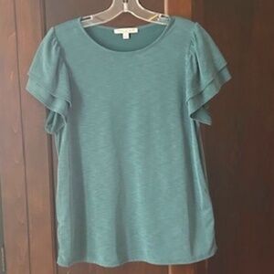 Women's flutter sleeve top